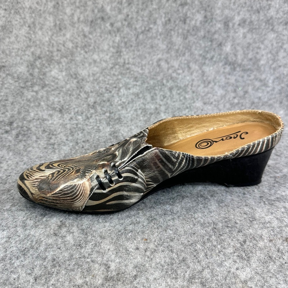 Vintage Y2K Zebra Print Clogs Womens Size 7 Slip On Platform Mules - Picture 7 of 13